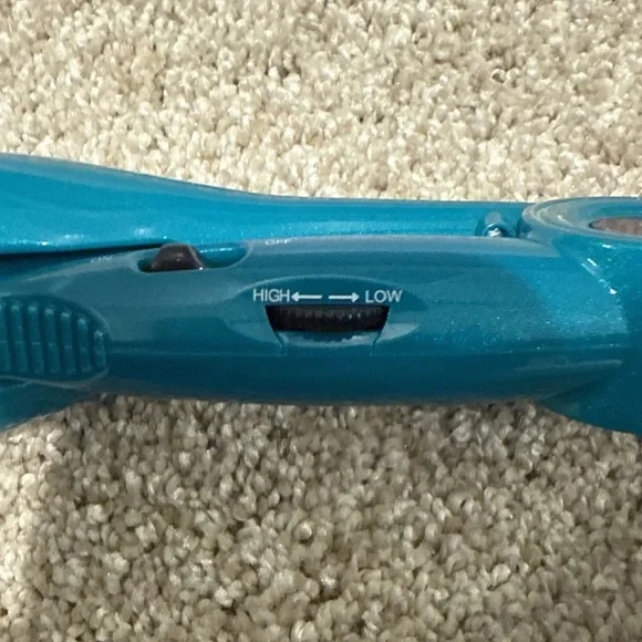 TIGI Bed Head Wave Artist Tourmaline Ceramic Deep Waver - Blue (BH305CN) - Picture 4 of 4